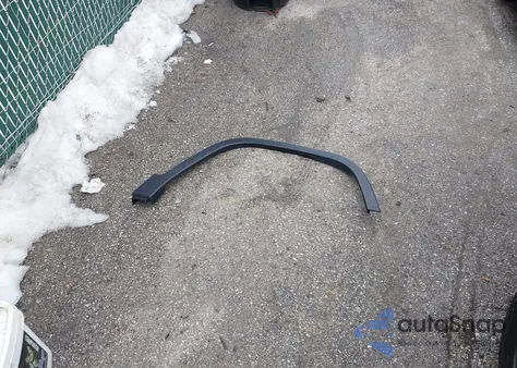 2019 Jeep Cherokee Latitude Plus 4X4 z USA, uszkodzony, nr VIN 1C4PJMLX8KD305110